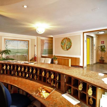 Hotel Cristal Μπάρι Εξωτερικό φωτογραφία