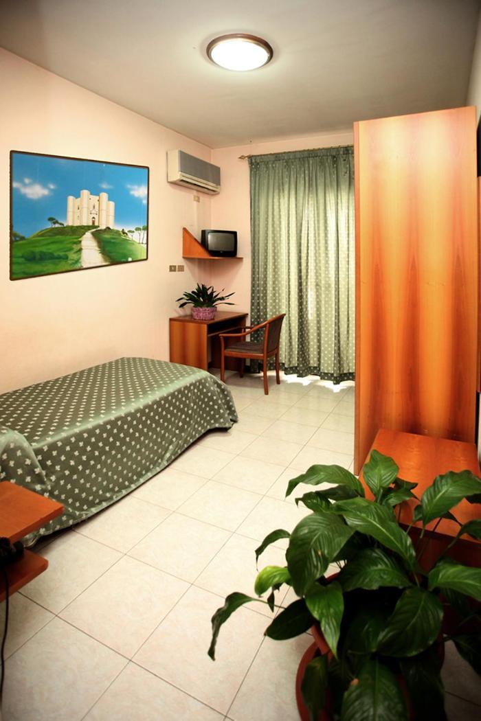 Hotel Cristal Μπάρι Εξωτερικό φωτογραφία