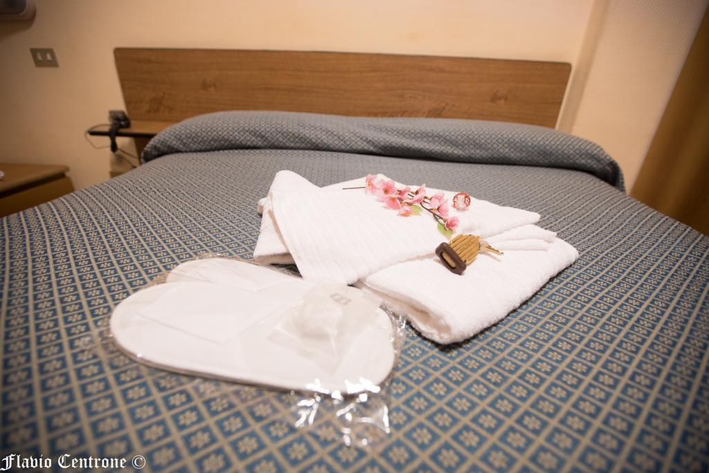 Hotel Cristal Μπάρι Εξωτερικό φωτογραφία