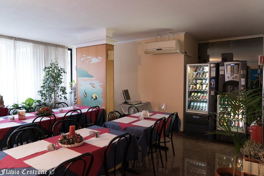 Hotel Cristal Μπάρι Εξωτερικό φωτογραφία